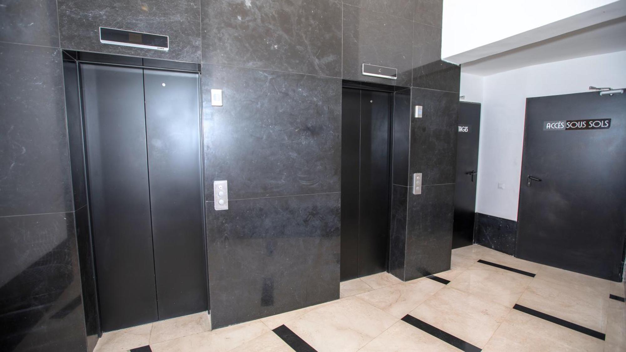 Haut Standing 2-Bedroom Apartment In Gauthier Casablanca Kültér fotó